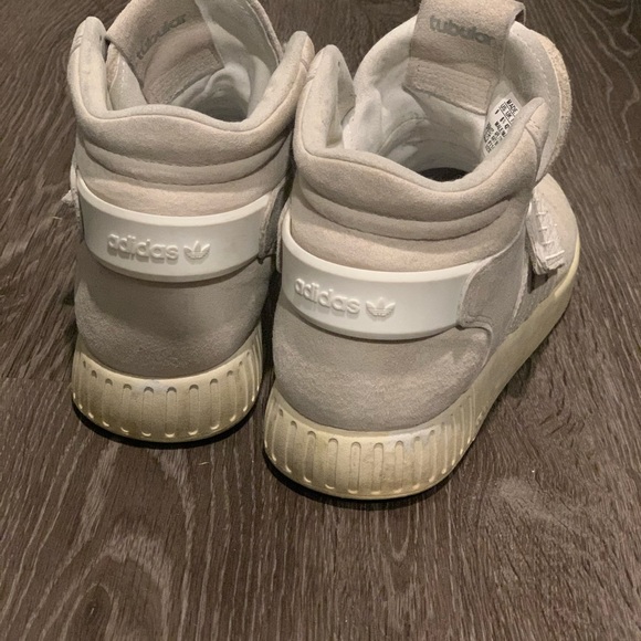 🤍adidas grey Tubular Invader Strap🤍 - Picture 9 of 10